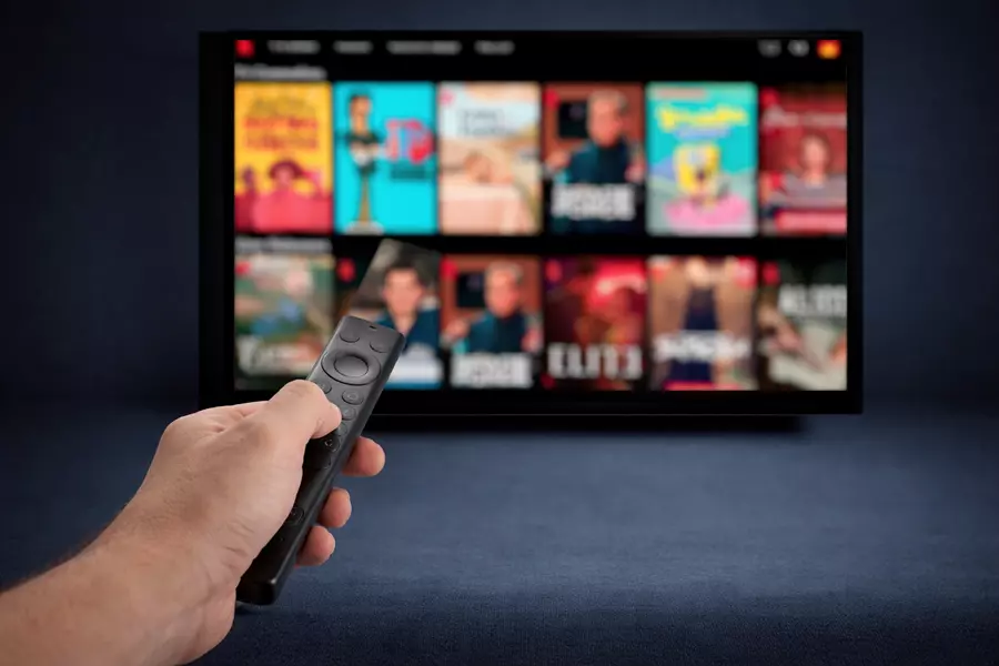 Associações pressionam União Europeia por regras mais rígidas para smart TVs