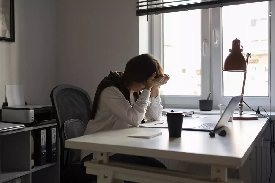 Adoecimento mental no trabalho: o que a Justiça pode considerar para reconhecer a relação com a atividade profissional